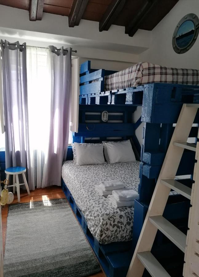 Santa Maria Do Mar Guest House Пениш Стая снимка